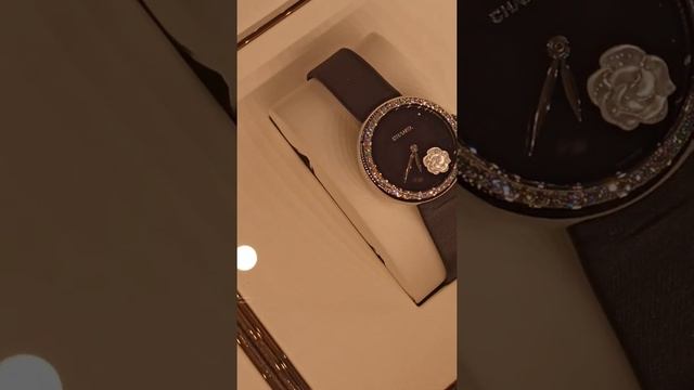 Гуччи Прада Шанель и другие прелести московкого Гума смотреть онлайн