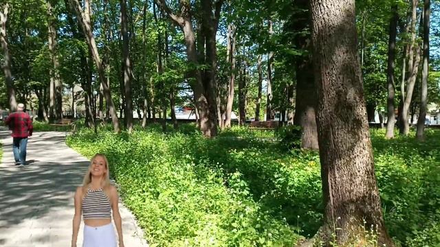 Городской Парк. Тихое место покоя. Солнечный город Монастырище. Украина. Ukraine смотреть онлайн