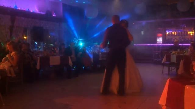 Руский таней отец и дочь вечером в кафэ смотреть онлайн