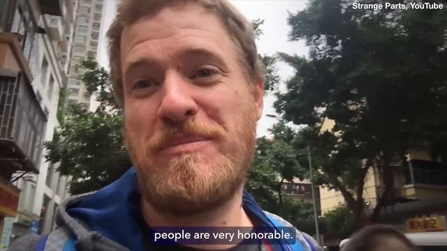Viral TikTok Exposes What Thieves Do with iPhones: "This is disturbing" смотреть онлайн