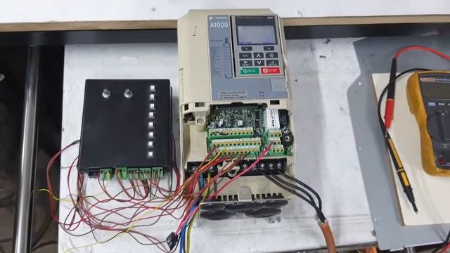 Yaskawa A1000 Sürücü tamir & test смотреть онлайн