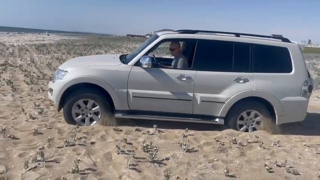 Паджеро 4, Pajero 4. Режим 4H, полный привод без блокировки дифференциала. смотреть онлайн