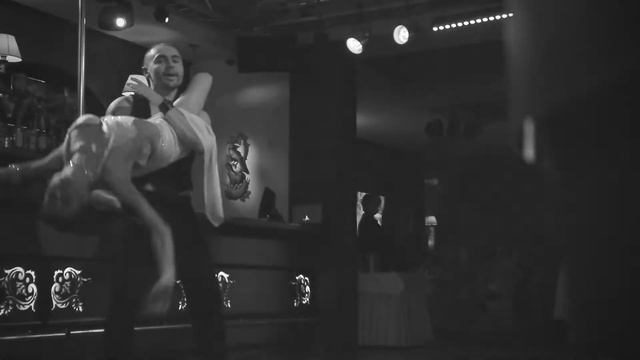 Tango with Whips | Gomonov Knife Show | Whips act смотреть онлайн