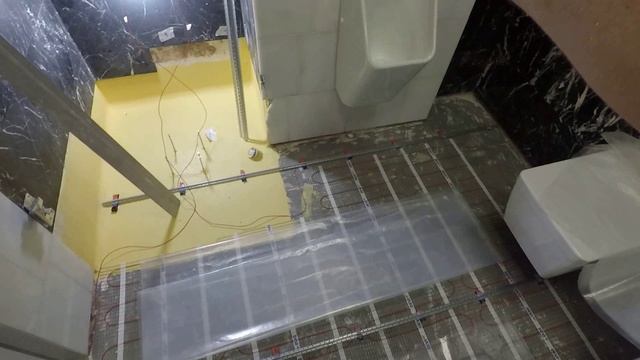 Как залить стяжку в ванной. смотреть онлайн