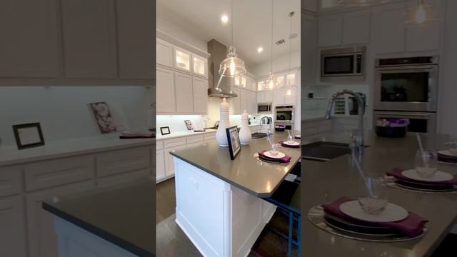 Open Floorplan Dining Room, White Kitchen Cabinets, Living room with Purple Decor - Model Home Tour смотреть онлайн
