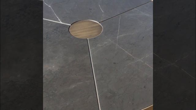 Мраморный стол смотреть онлайн