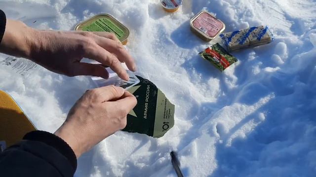 Обзор на сухой паек армии России. Ирп-4. Показываю чем кормят военнослужащих смотреть онлайн