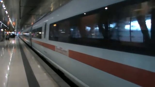 Ausfahrt Doppel ICE-3 in Frankfurt (M) Flughafen Fernbf. auf Gleis 6 смотреть онлайн