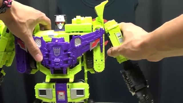 Generations Combiner Wars DEVASTATOR (Devastator Part 7): EmGo's Transformers Reviews N' Stuff