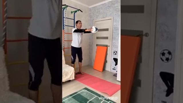 Ещё одна домашняя тренировка от тренеров ДФК Жемчужина Сочи. Тренировки для футболистов. Карантин смотреть онлайн