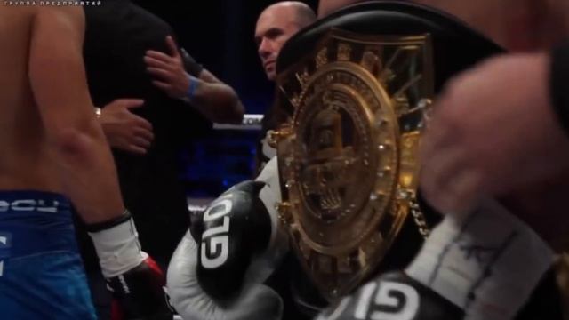 Чемпион GLORY Артем Вахитов для "Реального спорта" смотреть онлайн