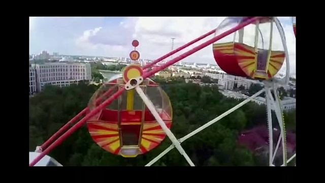 Минск с высоты. Катание на колесе. смотреть онлайн