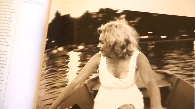 Мэрилин Монро. Незабываемая. Женщина в мире мужчин смотреть онлайн