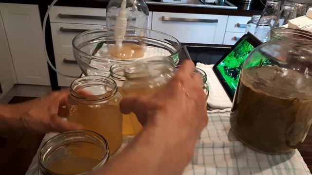 Уксус ,снимаем с осадка. Уксусная матка. Essigmutter.???? смотреть онлайн