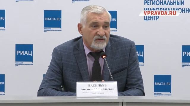 В Волгоградской области завершили ремонт 50% из запланированных дорог смотреть онлайн