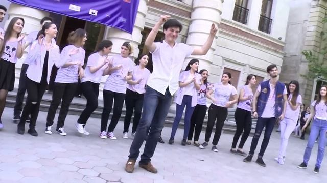 Qutaisis Me_7 sajaro skolis me_12 me_3 klasis Flashmob_i!! смотреть онлайн