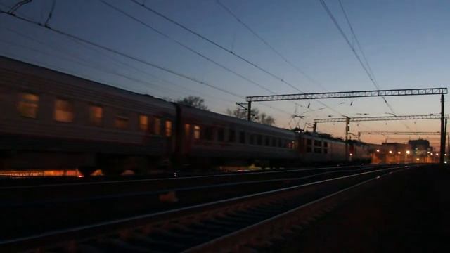 ЭП20-016 и ЧС6-020 с поездом Лев Толстой №32 Москва - Хельсинки (RZD)