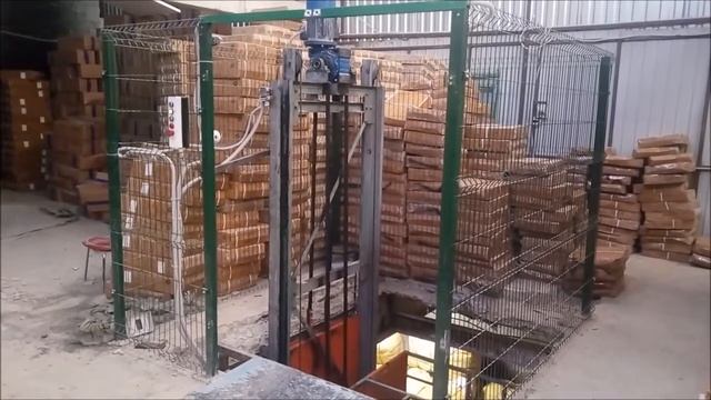 Одномачтовый канатно цепной грузовой подъемник с противовесом г п 1000кг смотреть онлайн