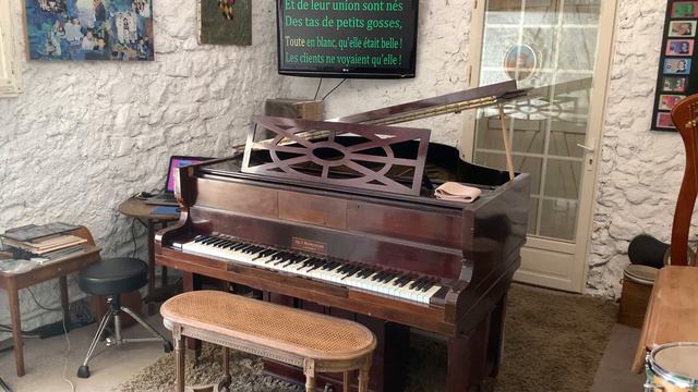 Pianola: Les petits pains au chocolat (Jo Dassin) смотреть онлайн