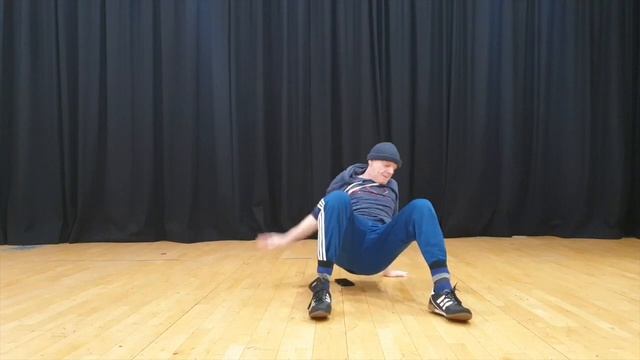 Training exercise for Capoeira Angola смотреть онлайн