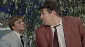 №1 Brilliantovaya Ruka 1968 сцена в ресторане