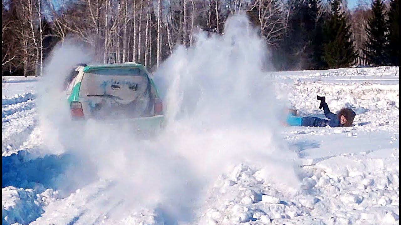 Негодяй редкостный ! Чуть не сбил девушку смотреть онлайн