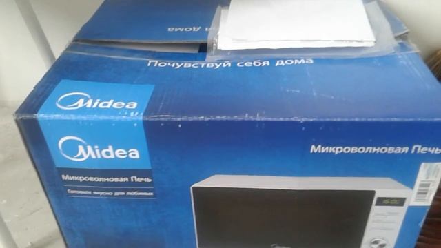 Обзор микроволновой печи Midea AM720C4E-W смотреть онлайн