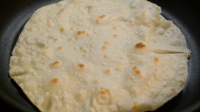 Как приготовить ТОНКИЙ ЛАВАШ в домашних условиях Домашняя ШАУРМА THIN PITA смотреть онлайн