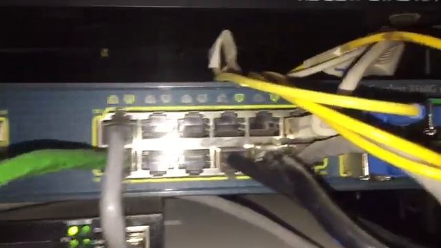 Mikrotik Server Room ISP Setup CCR1016-12G RB3011UIAS-RM CISCO 3560G смотреть онлайн