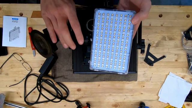 GVM 50RS RGB LED Studio Lights - Unboxing with an Engineer смотреть онлайн