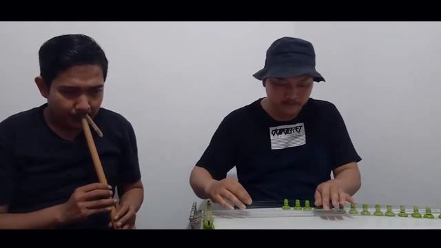 SAIUH PAYUNG | Kacapi West Java "KonSenTrasi" смотреть онлайн