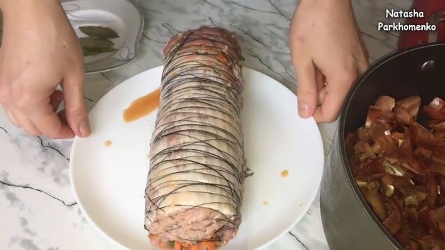 Мясной Рулет в Луковой Шелухе Идеальная Закуска на Новогодний Стол!!! / Meatloaf in Onion Husk смотреть онлайн