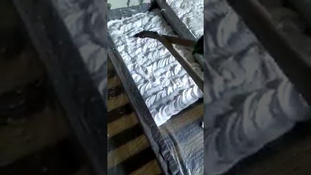 Утепление потолка пеноизолом.