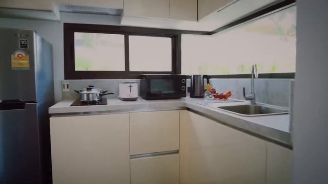 ?Вилла «8» на Пхукете? Подробный обзор. Где жить на острове? Дом у моря и интернациональной школы. смотреть онлайн