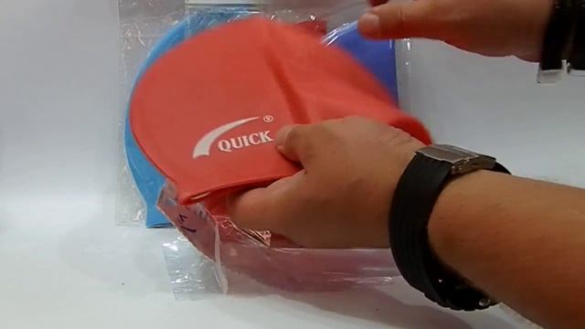 Шапка для плавания Квик. смотреть онлайн