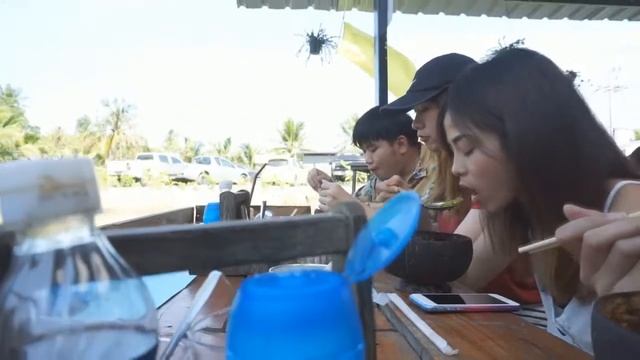 One day trip in Nakhon Pathom Group2 смотреть онлайн