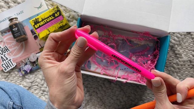 Smartass & Sass Unboxing April 2022: Sassy Subscription Box смотреть онлайн