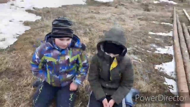 Гопы отобрали телефоны #1 смотреть онлайн