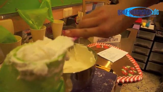 Karins Herzenmalerei - Wiesnherzen @ Oktoberfest 2013 смотреть онлайн