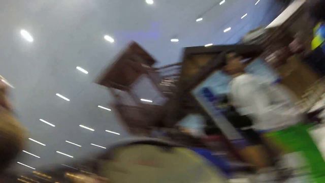 Очередь в Ски Дубай. Зима в ОАЭ. Ski Dubai. смотреть онлайн