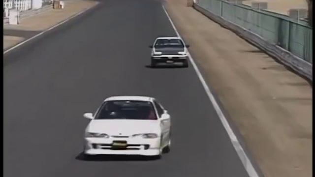 [ENG CC] Tsuchiya's AE86 vs. Integra Type R in Tsukuba AEHV01 смотреть онлайн