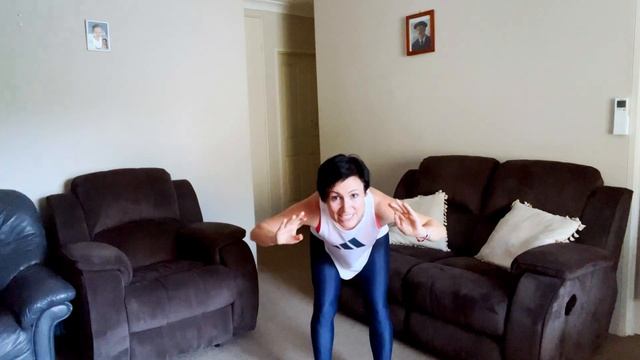 ТРЕНИРОВКА ПОСЛЕ ПРАЗДНИКОВ ?Сбрасываем все лишнее после праздников. Кардио тренировка дома! смотреть онлайн