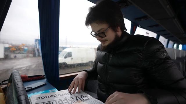Я нашёл в своём автобусе ЭТО...! смотреть онлайн