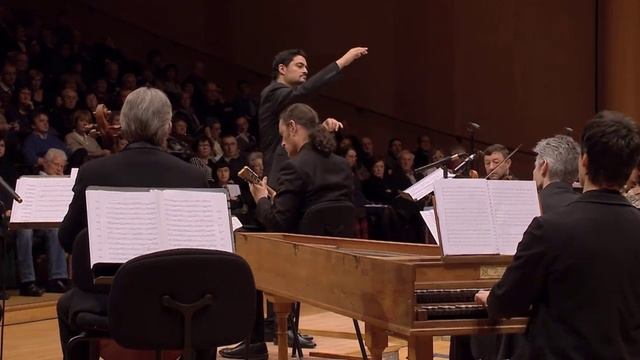 Иоганн Адольф Хассе. Концерт для мандолины и струнных соль-мажор (G-dur) №11, ор.3. смотреть онлайн