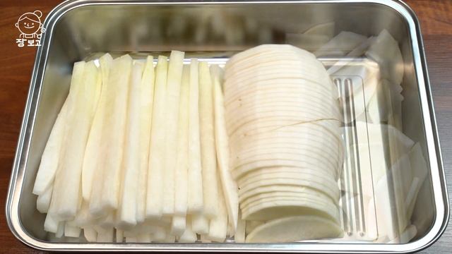 단무지 사지 마세요~ 200% 성공보장! 무 하나로 하루면 맛있는 단무지 완성됩니다. 단무지무침은 서비스 :: Pickled radish смотреть онлайн