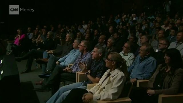 Macbook Pro Touch Bar and Touch ID смотреть онлайн