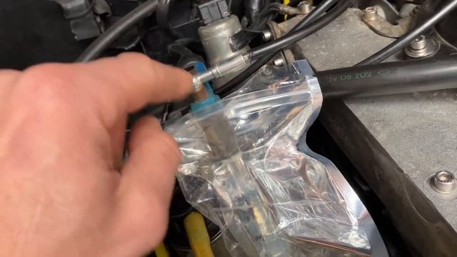 DeLorean DMC12 - CSV flooding engine - Faulty Cold Start Valve! смотреть онлайн