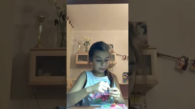 Как сделать попрыгунчик из маленьких резинок ?♡? смотреть онлайн