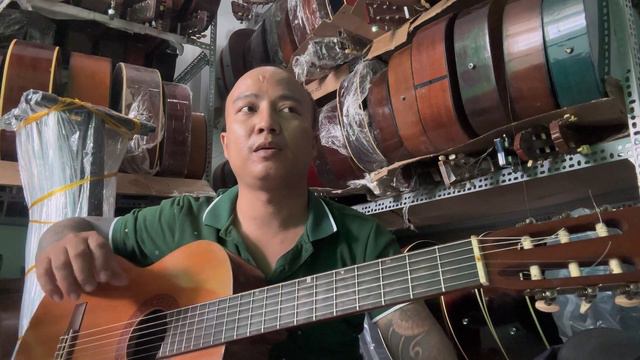 Đàn guitar classic Yamaha C40 giá 1 triệu. ( test guitar Yamaha C-40 ) 0936057750 смотреть онлайн