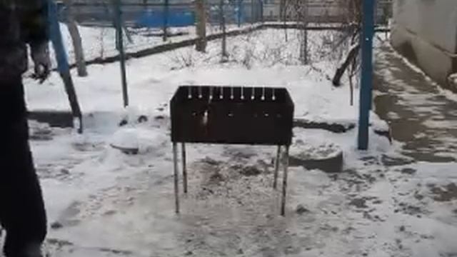 Самодельный раскладной мангал_©Jktu